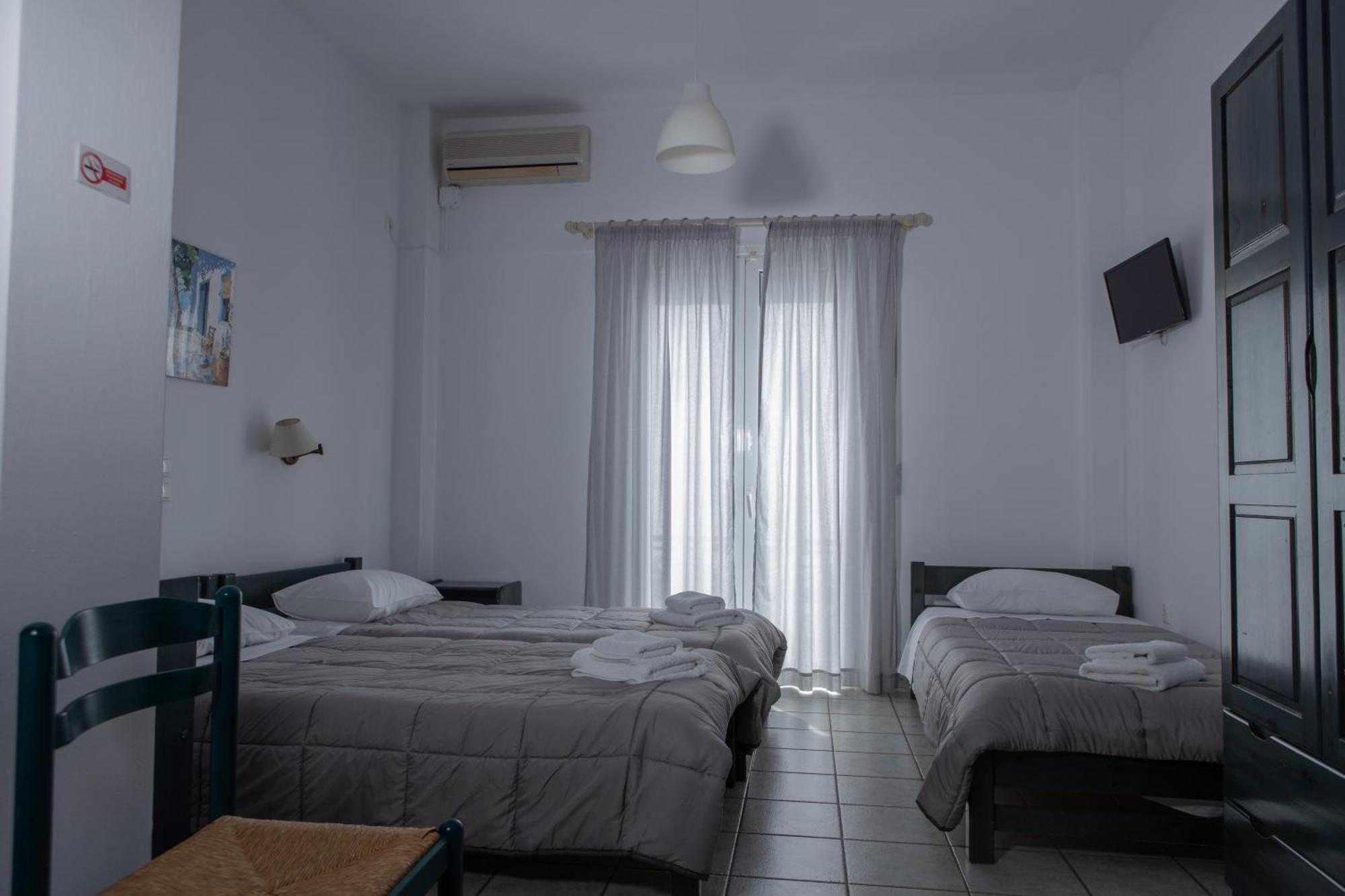 Soula Rooms Tinos Екстер'єр фото